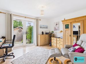 Bedroom- click for photo gallery
